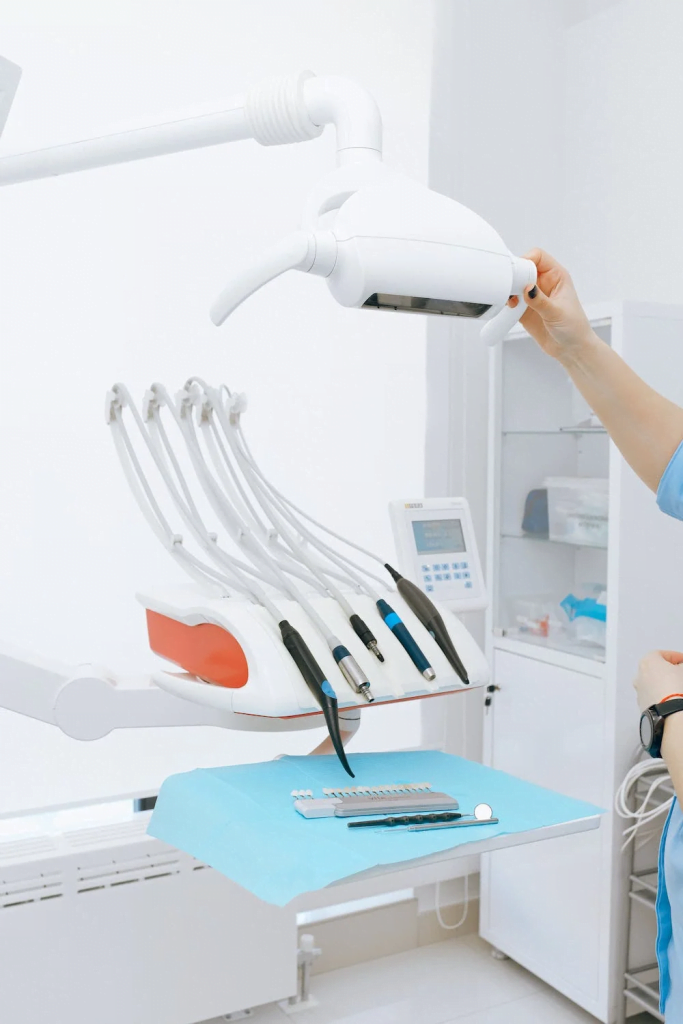 emergency dentist in clyde north