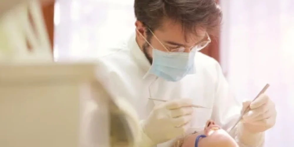 After-hours-dentist-in-Clyde-North